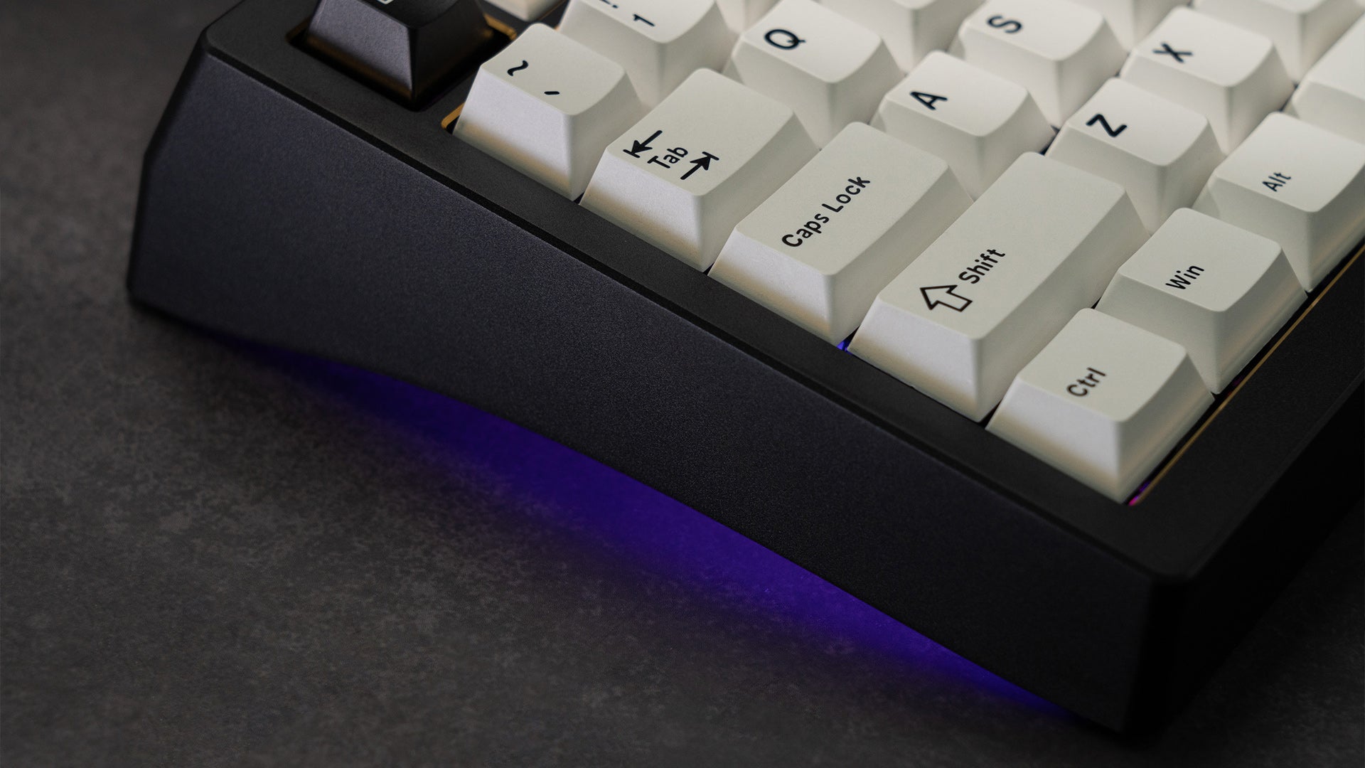 Zoom98 SE 양극산화 처리된 블랙