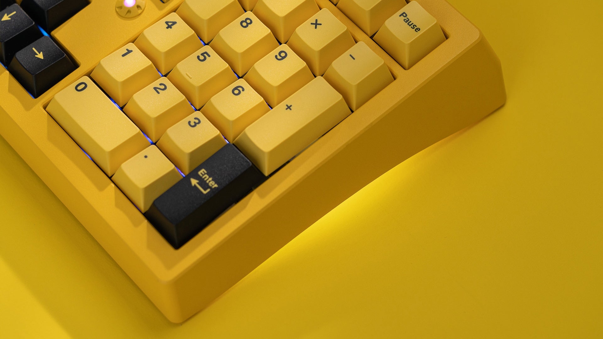Zoom98 EE Cyber Yellow