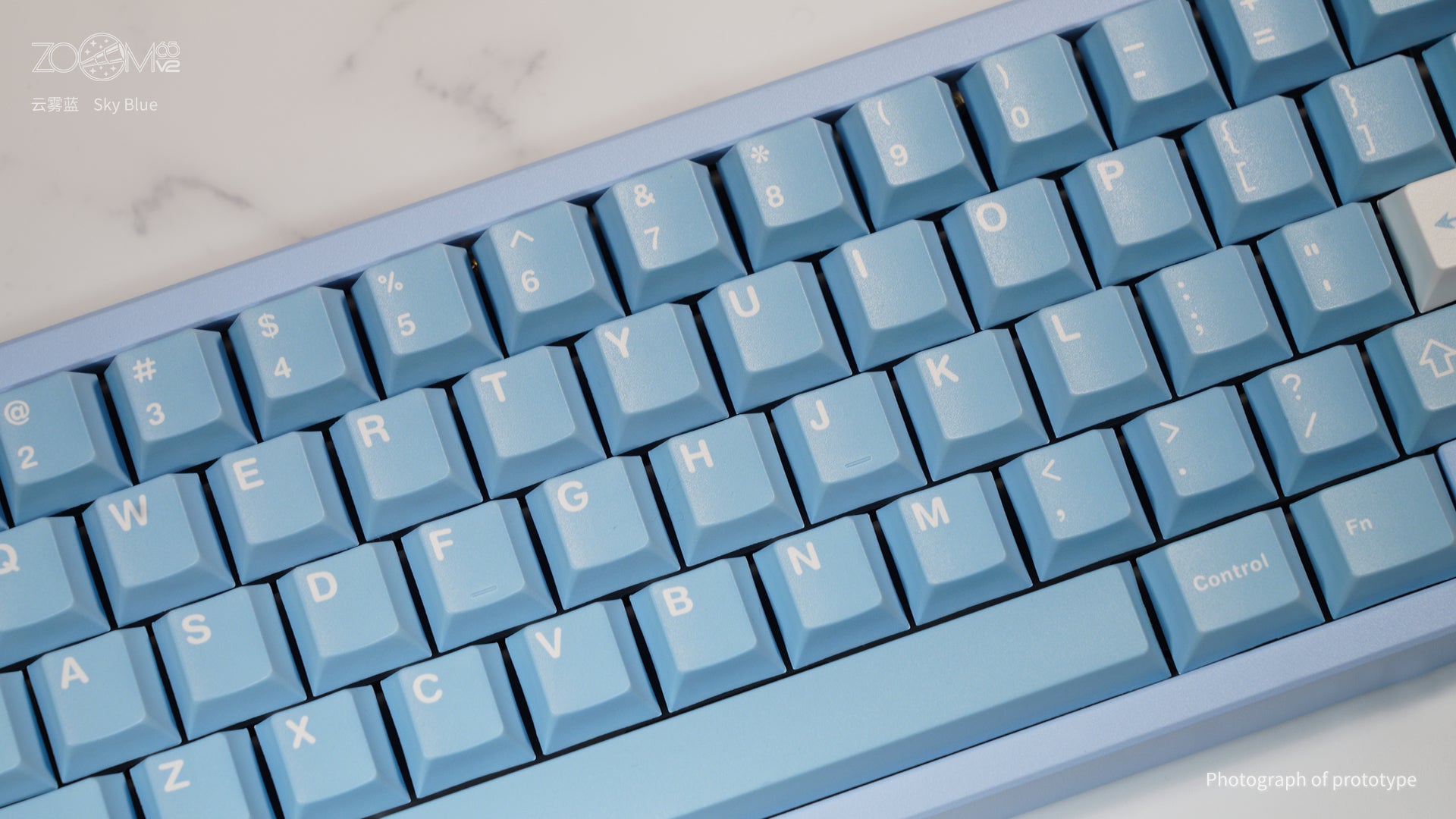 Zoom65 에센셜 에디션 V2 - 하늘색