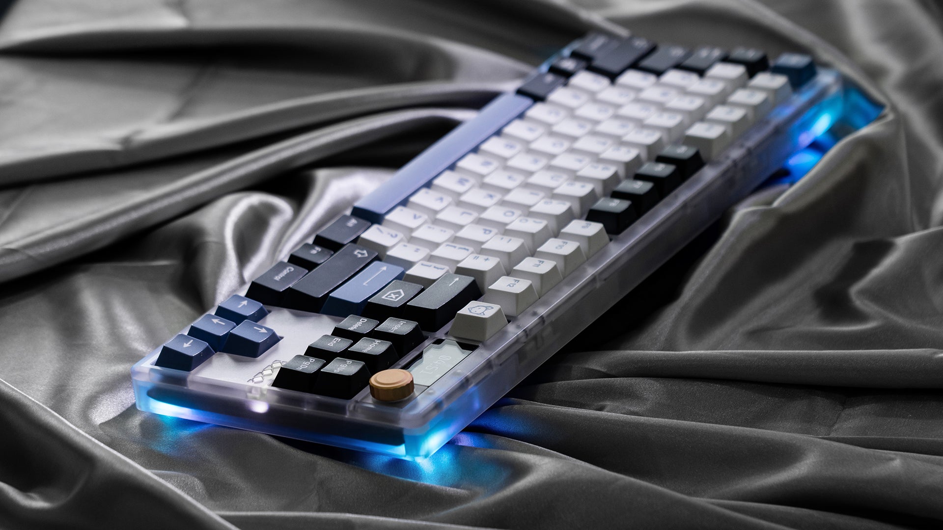 [Pre-Order] ZOOM TKL DYNA Frosted Clear